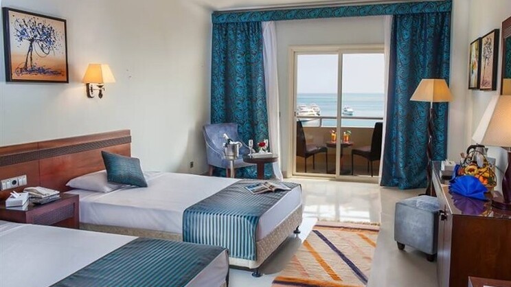 Elysees Dream Beach Hotel